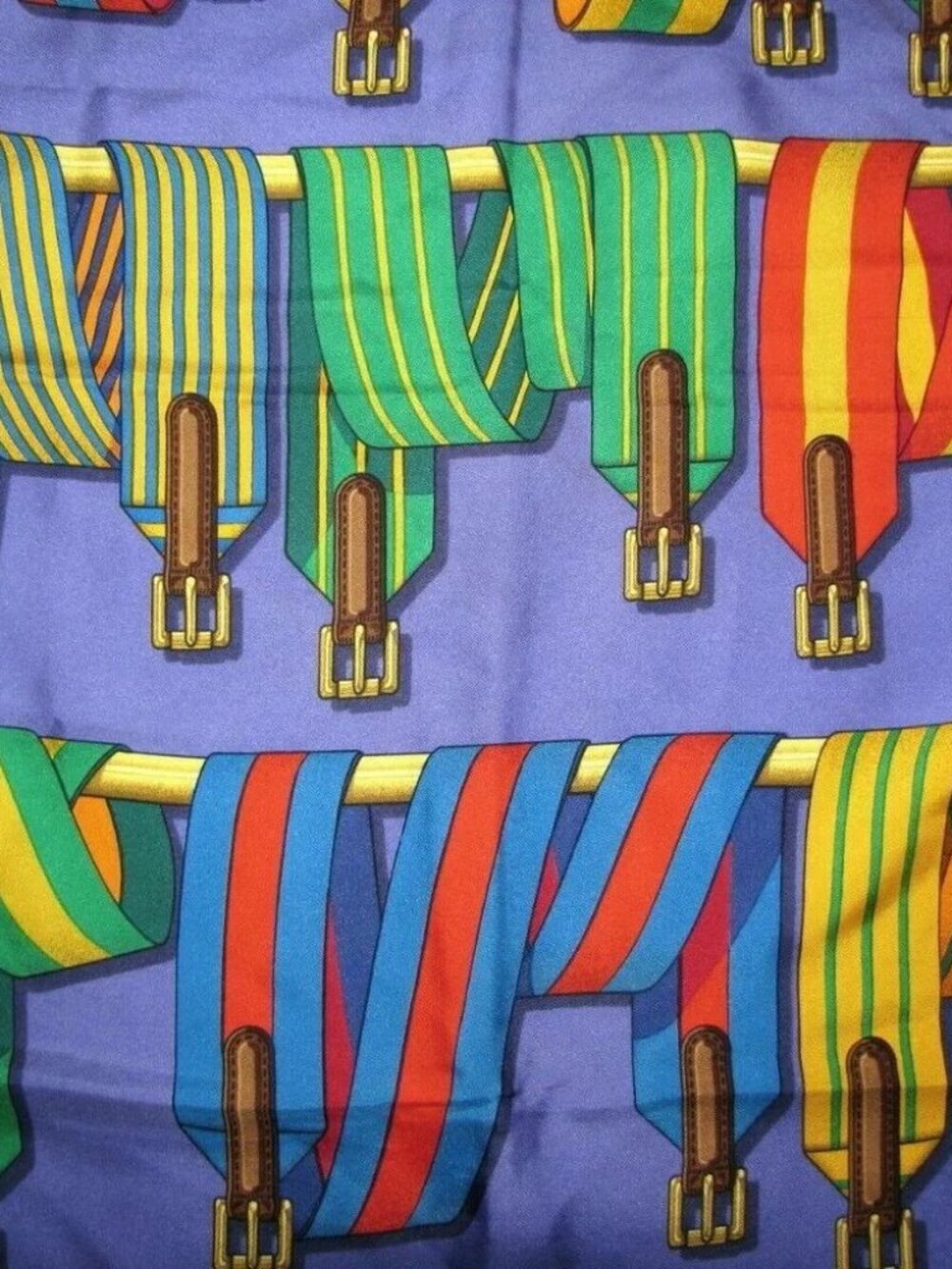 Like New Vintage HERMES Scarf - Picture 4 of 8